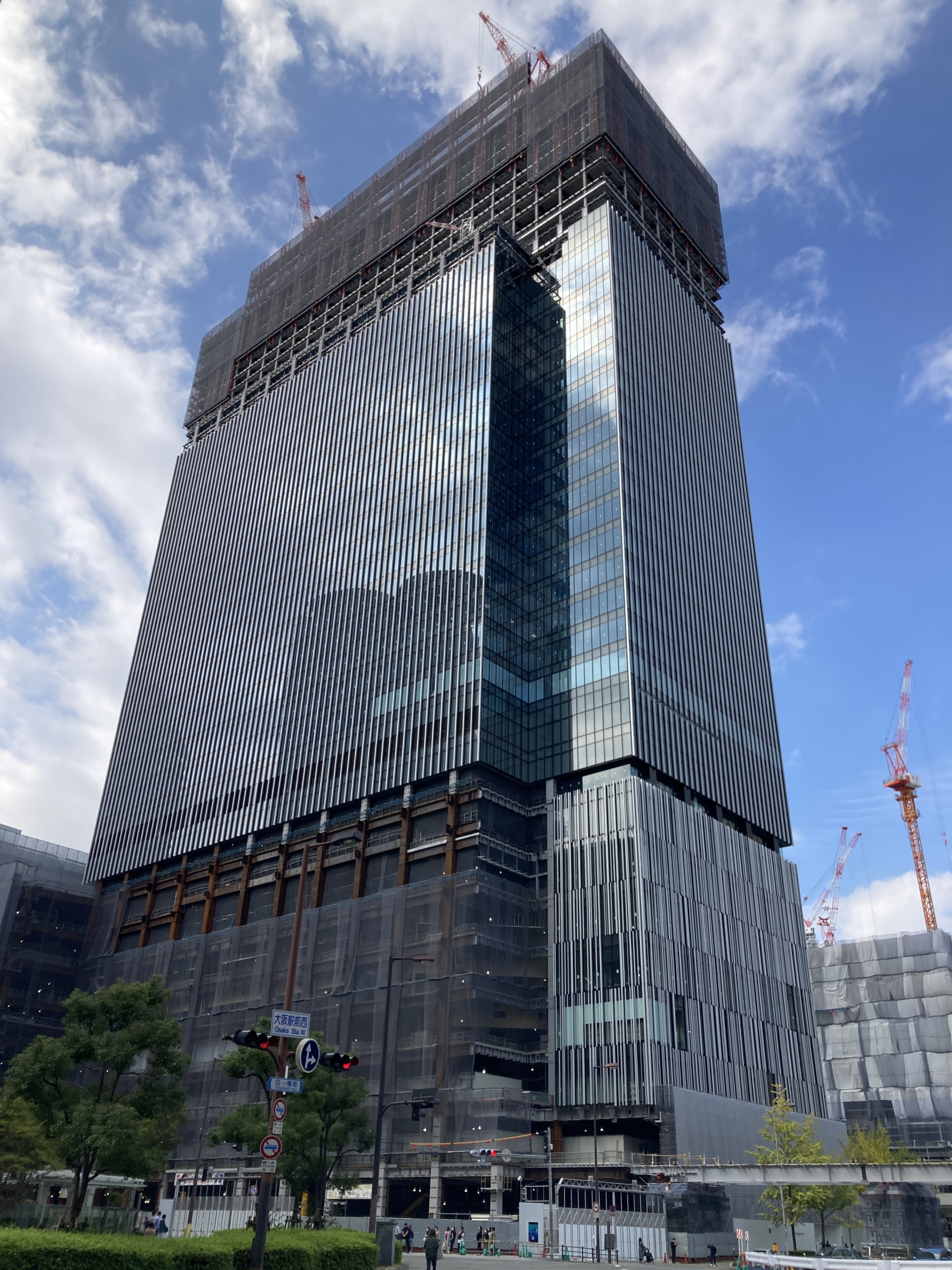 梅田3丁目計画（仮称）建設工事」22年11月時点工事進捗状況